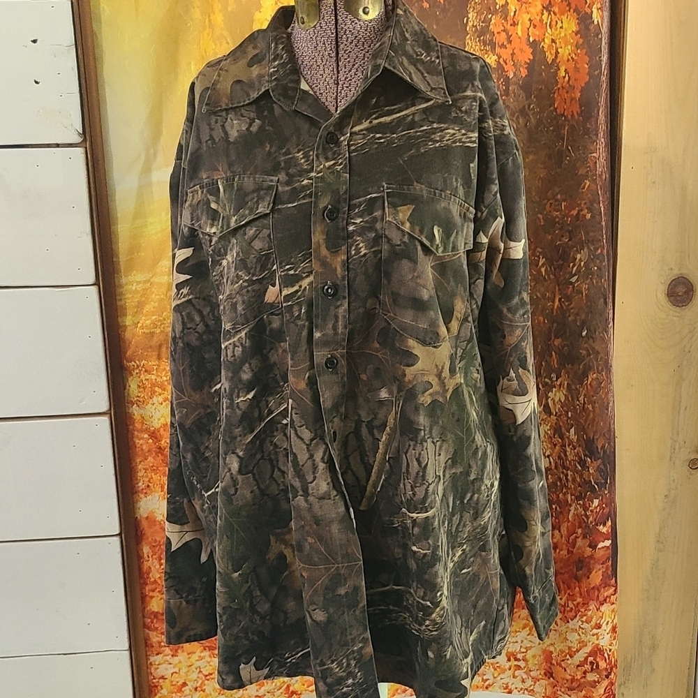 Bear Ridge leaf Camouflage print button down long sleeve hunting shirt sz large